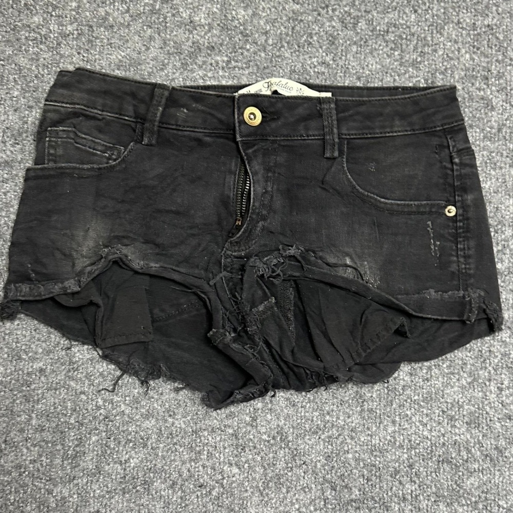 Zara Shorts Womens Size 2 Black Distressed Denim Raw Hem Low Rise Cut Offs
